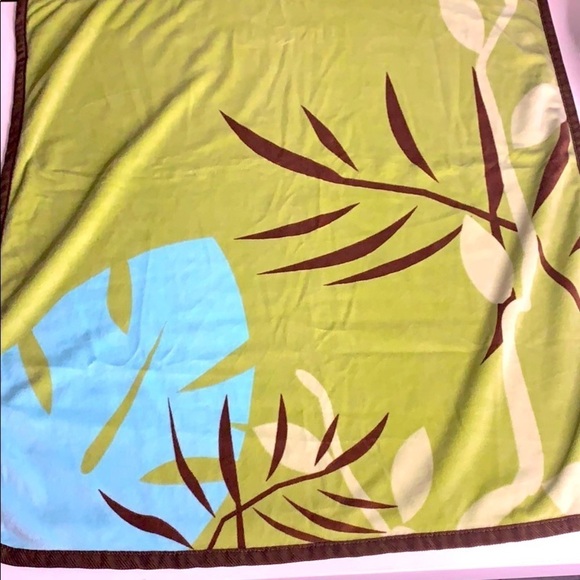 Cocalo Baby Reversible cozy fleece safari jungle baby receiving blanket - Picture 2 of 8